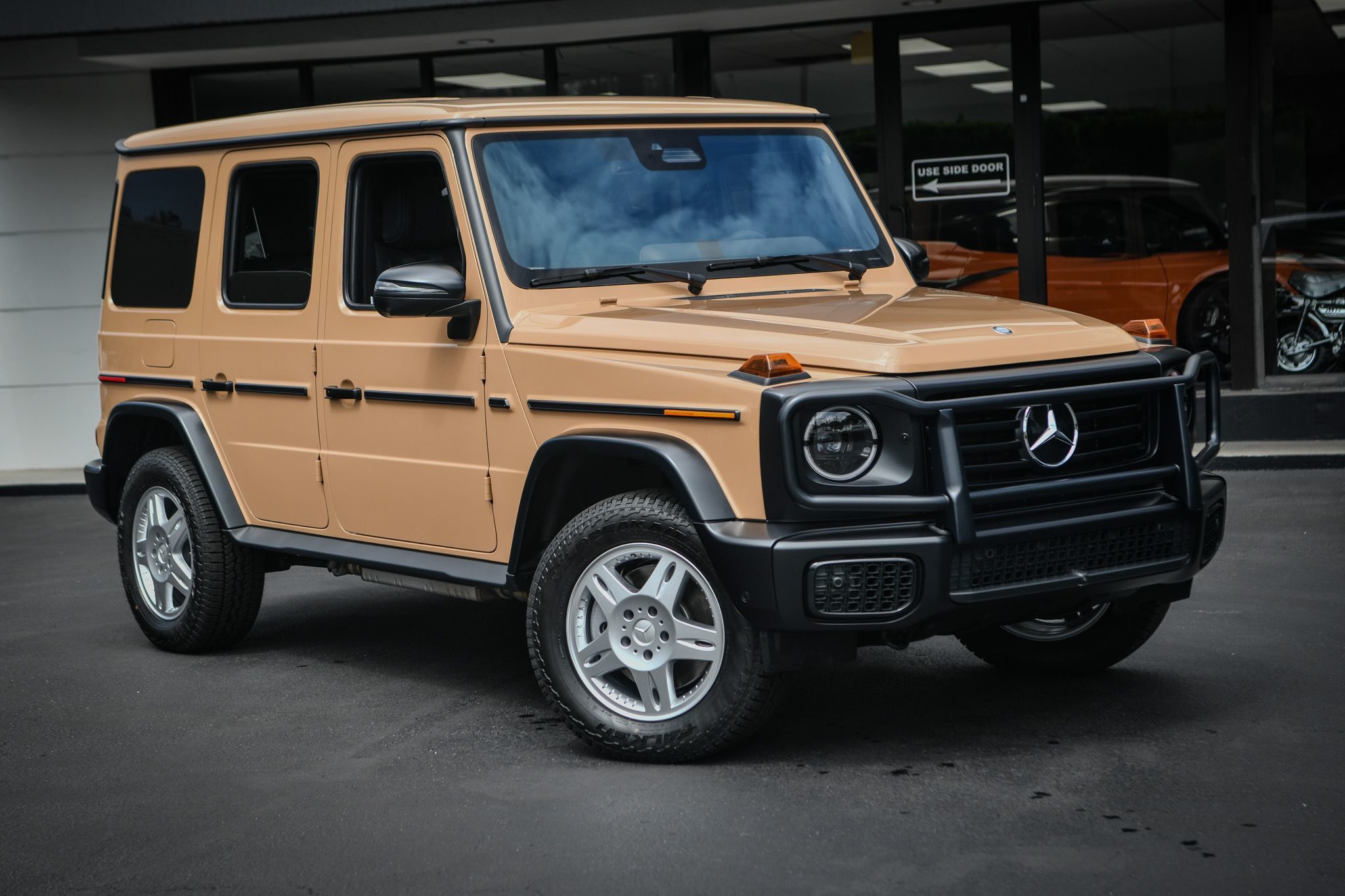 2025 Mercedes Benz G 550 photo 2