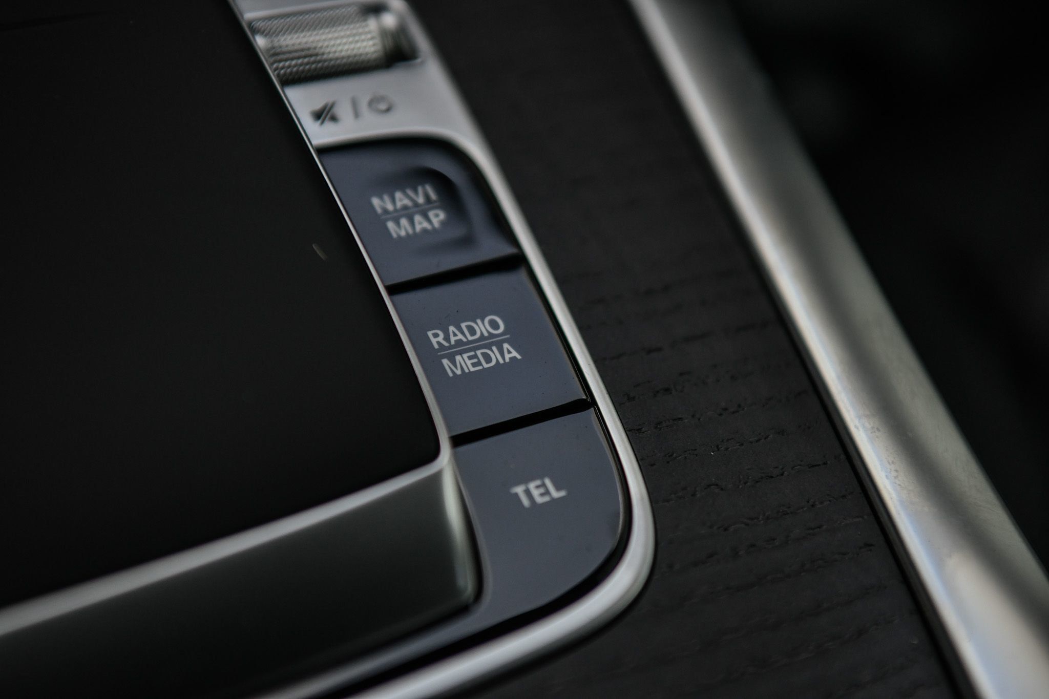 2025 Mercedes Benz G 550 photo 49