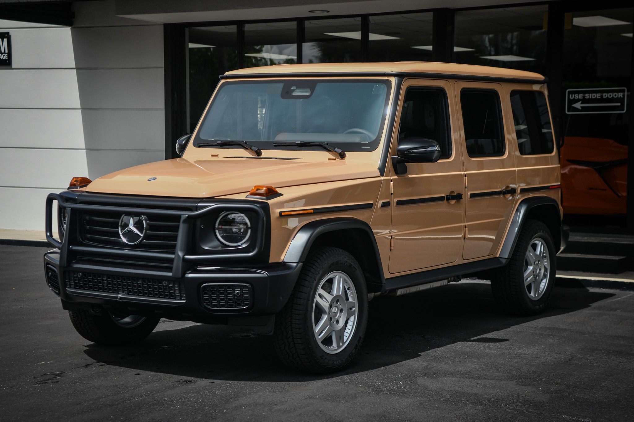 2025 Mercedes Benz G 550 photo 7