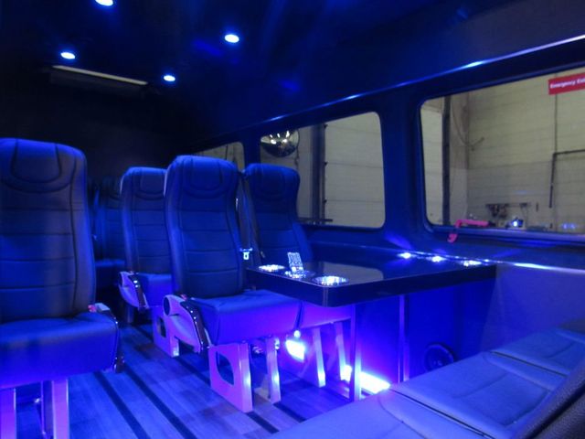 2025 Mercedes-Benz Sprinter 3500 XD High Roof 170 TWR Executive Shuttle - 23045136 - 27