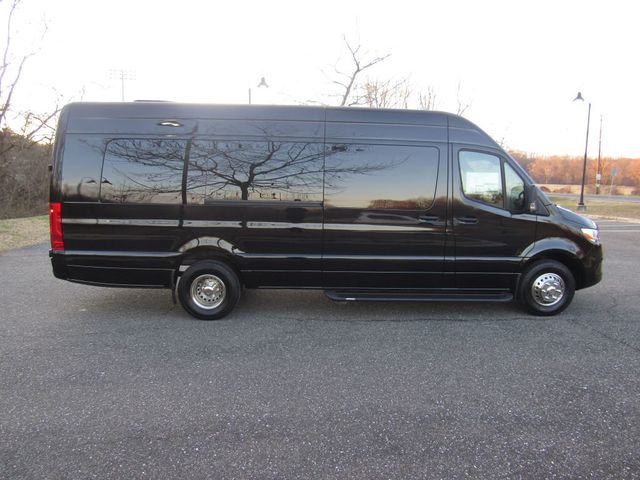 2025 Mercedes-Benz Sprinter 3500 XD High Roof 170 TWR Executive Shuttle - 23045136 - 5