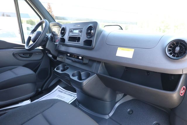 2025 Mercedes-Benz Sprinter Cargo Van 2500 HIgh Roof I4 Diesel 144'' RWD w/ Blind Spot Assist - 23035143 - 27