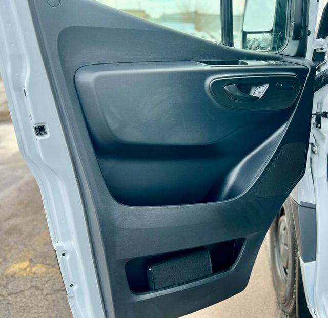 2025 Mercedes-Benz Sprinter Cargo Van 2500 High Roof I4 Diesel 170" RWD - 22981737 - 7