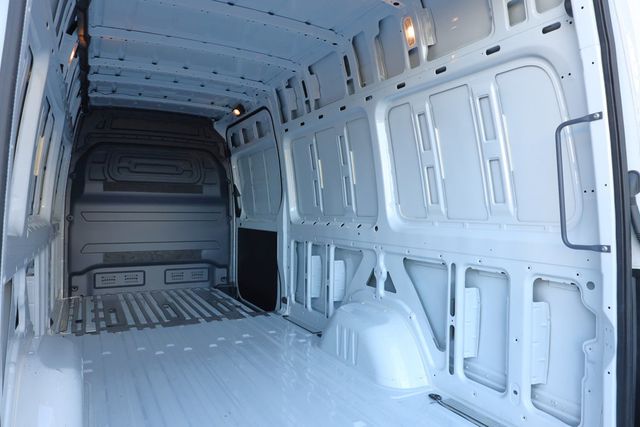 2025 Mercedes-Benz Sprinter Cargo Van 2500 High Roof I4 Diesel 170" RWD - 23092475 - 22