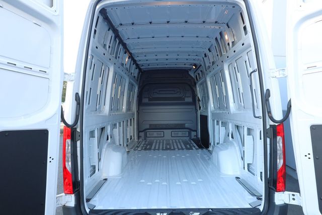 2025 Mercedes-Benz Sprinter Cargo Van 2500 High Roof I4 Diesel 170'' RWD w/ MBUX & Cargo Partition - 23092475 - 19