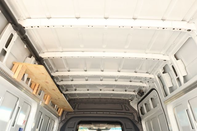 2025 Mercedes-Benz Sprinter Cargo Van 2500 High Roof I4 Diesel 170'' w/ Drive Assist & MBUX Pkgs - 23004031 - 22