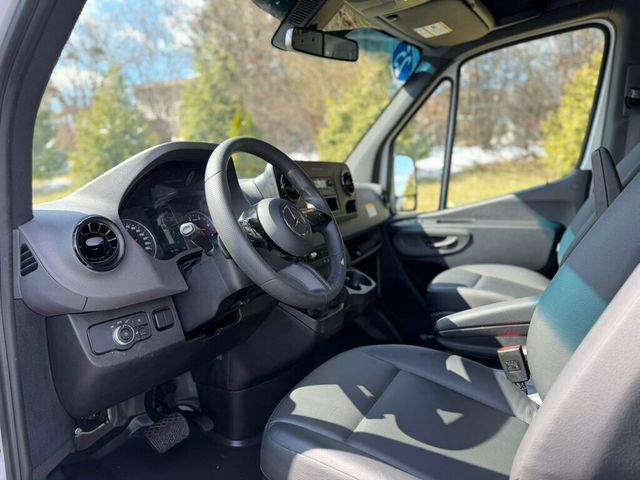 2025 Mercedes-Benz Sprinter Cargo Van 2500 Standard Roof I4 Diesel 144" RWD - 22987931 - 14