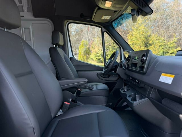 2025 Mercedes-Benz Sprinter Cargo Van 2500 Standard Roof I4 Diesel 144" RWD - 22987931 - 18