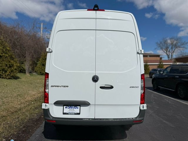 2025 Mercedes-Benz Sprinter Cargo Van 2500 Standard Roof I4 Diesel 144" RWD - 22987931 - 4