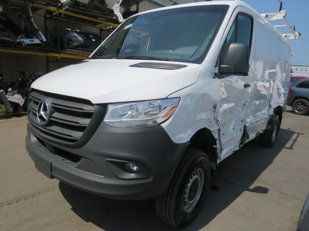 2025 Mercedes-Benz Sprinter Cargo Van 2500 Standard Roof I4 Diesel HO 144" AWD(clear title) - 22898674 | Video 1