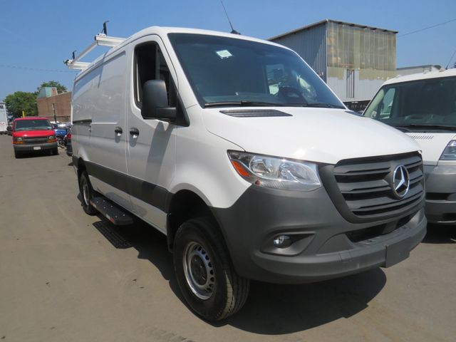 2025 Mercedes-Benz Sprinter Cargo Van 2500 Standard Roof I4 Diesel HO 144" AWD(clear title) - 22898674 - 2