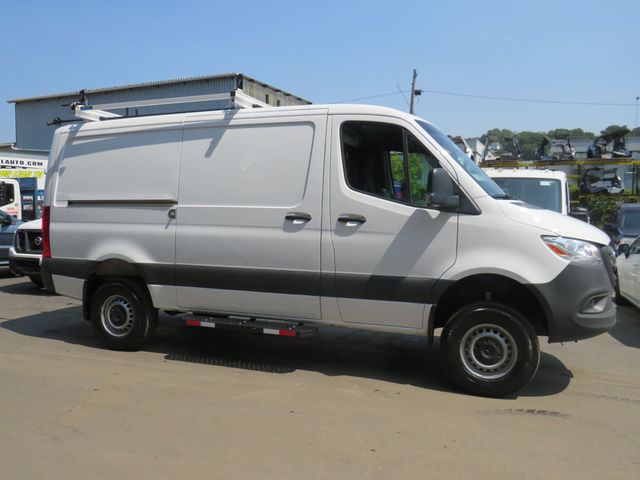 2025 Mercedes-Benz Sprinter Cargo Van 2500 Standard Roof I4 Diesel HO 144" AWD(clear title) - 22898674 - 3