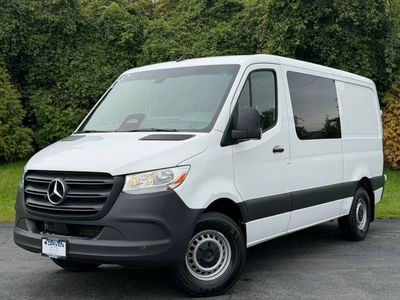 2025 Mercedes-Benz Sprinter Crew Van