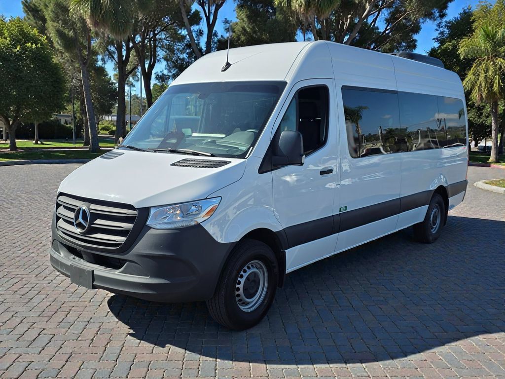 2025 Mercedes-Benz Sprinter Passenger Van 2500 High Roof I4 Diesel 170" RWD - 22981680 - 2