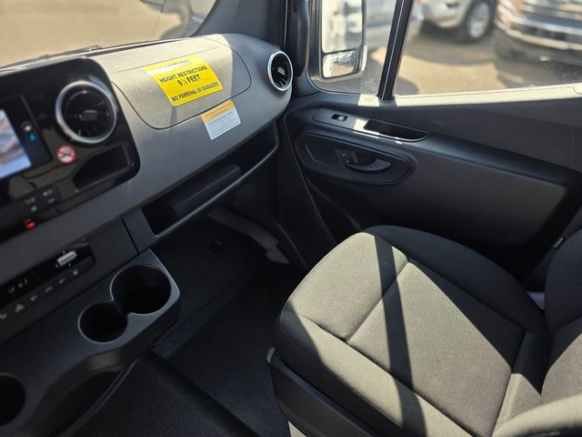 2025 Mercedes-Benz Sprinter Passenger Van 2500 High Roof I4 Diesel 170" RWD - 22981680 - 32