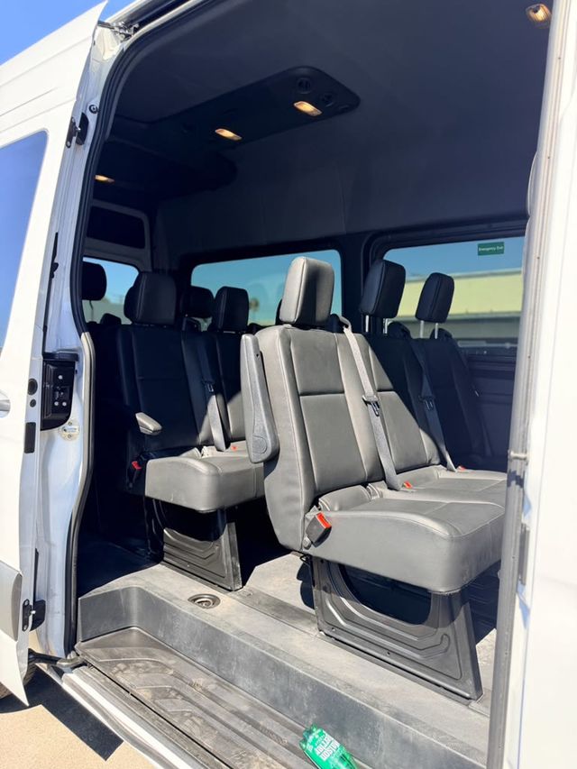 2025 Mercedes-Benz Sprinter Passenger Van 2500 Standard Roof I4 Diesel 144" RWD - 23090472 - 7
