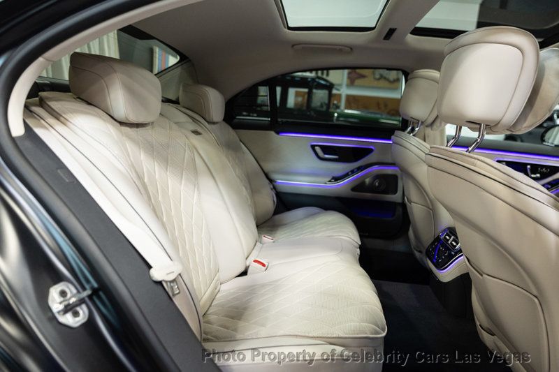 2025 Mercedes-Benz S-Class 20"Amg wheels, Night black Magno factory Matte paint, AMG line,  - 22882317 - 43