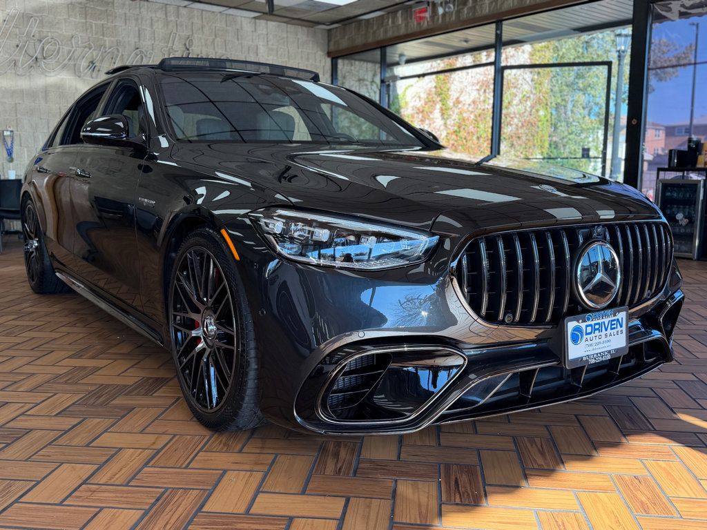2025 Mercedes-Benz S-Class AMG S 63 E 4MATIC Sedan - 23100932 - 9