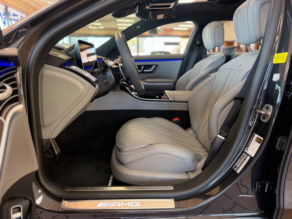 2025 Mercedes-Benz S-Class AMG S 63 E 4MATIC Sedan - 23100932 - 14