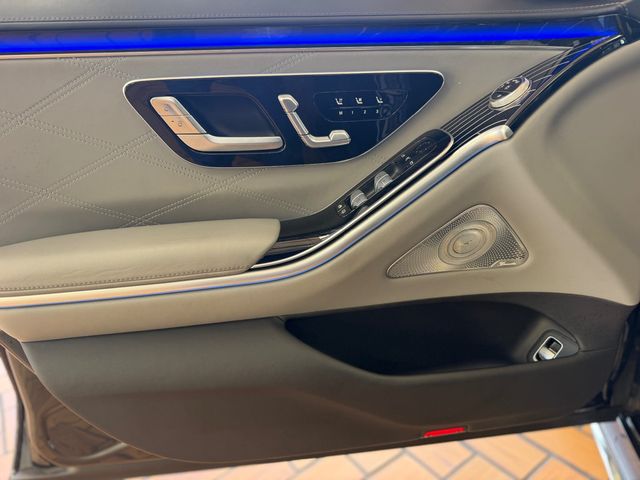 2025 Mercedes-Benz S-Class AMG S 63 E 4MATIC Sedan - 23100932 - 15
