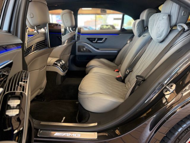 2025 Mercedes-Benz S-Class AMG S 63 E 4MATIC Sedan - 23100932 - 18