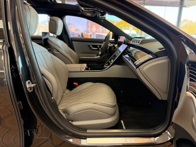 2025 Mercedes-Benz S-Class AMG S 63 E 4MATIC Sedan - 23100932 - 26