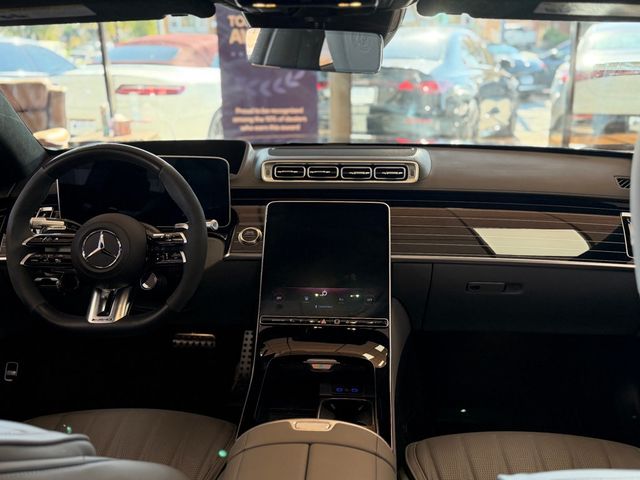 2025 Mercedes-Benz S-Class AMG S 63 E 4MATIC Sedan - 23100932 - 41
