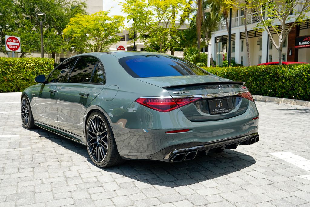 2025 Mercedes-Benz S-Class AMG S 63 E 4MATIC Sedan - 23043330 - 19