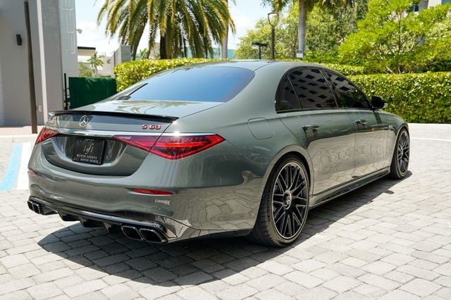 2025 Mercedes-Benz S-Class AMG S 63 E 4MATIC Sedan - 23043330 - 26
