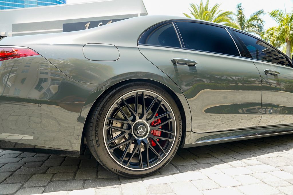 2025 Mercedes-Benz S-Class AMG S 63 E 4MATIC Sedan - 23043330 - 29
