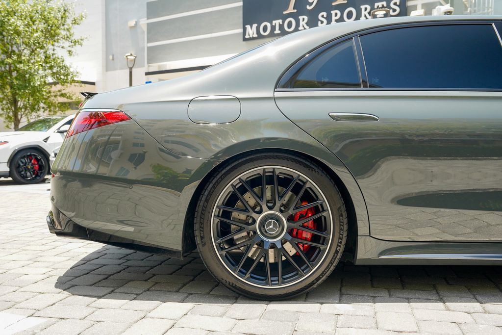2025 Mercedes-Benz S-Class AMG S 63 E 4MATIC Sedan - 23043330 - 30
