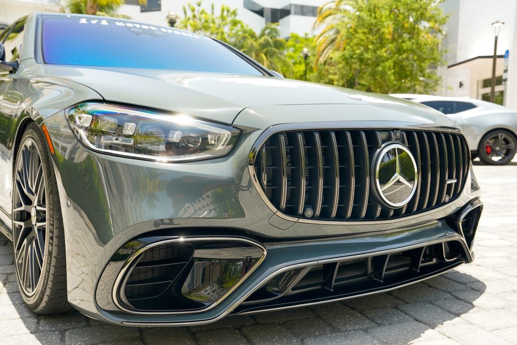 2025 Mercedes-Benz S-Class AMG S 63 E 4MATIC Sedan - 23043330 - 39