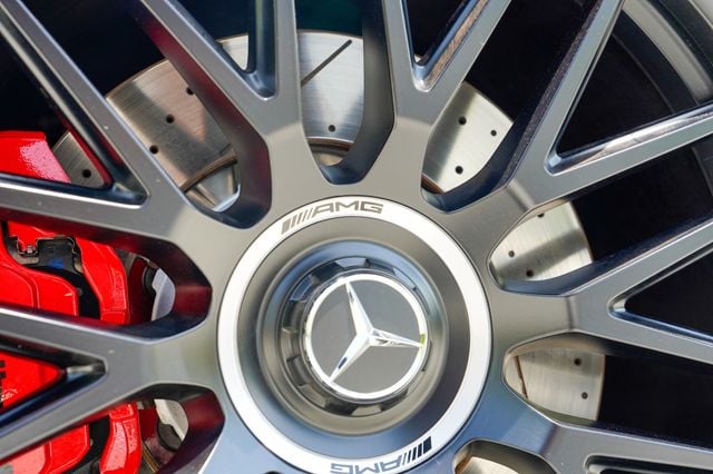 2025 Mercedes-Benz S-Class AMG S 63 E 4MATIC Sedan - 23043330 - 44
