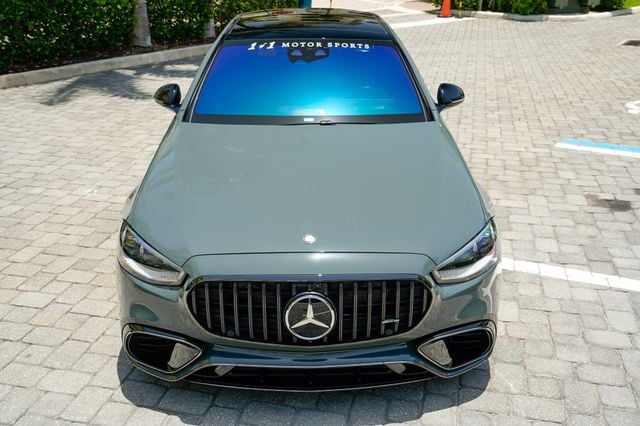 2025 Mercedes-Benz S-Class AMG S 63 E 4MATIC Sedan - 23043330 - 4
