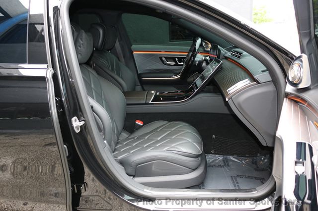 2025 Mercedes-Benz S-Class Maybach S 680 4MATIC Sedan - 23044439 - 36