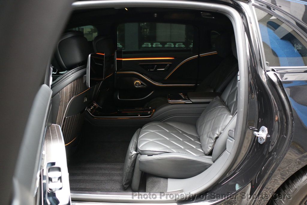 2025 Mercedes-Benz S-Class Maybach S 680 4MATIC Sedan - 23044439 - 38