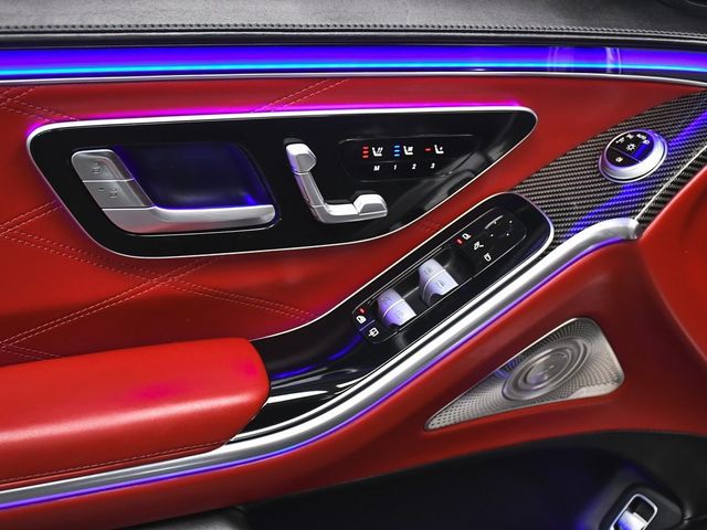 2025 Mercedes-Benz S-Class S 63 E AMG - 22978974 - 9