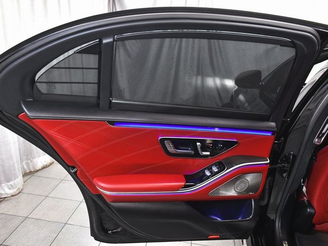 2025 Mercedes-Benz S-Class S 63 E AMG - 22978974 - 13