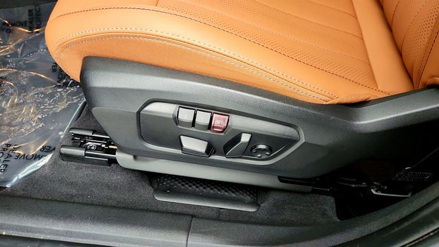 2025 MINI Cooper Countryman S ALL4, Favoured Style with Power Front Seats & 19'' Wheels - 22966703 - 11