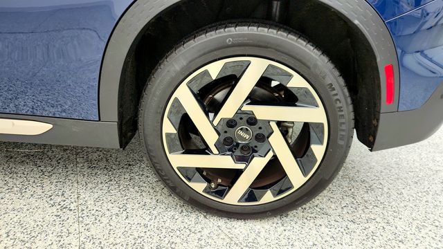 2025 MINI Cooper Countryman S ALL4, Favoured Style with Power Front Seats & 19'' Wheels - 22966703 - 8