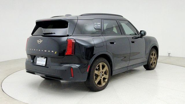 2025 MINI Cooper Countryman SE ALL4, Signature Plus - 22952581 - 4