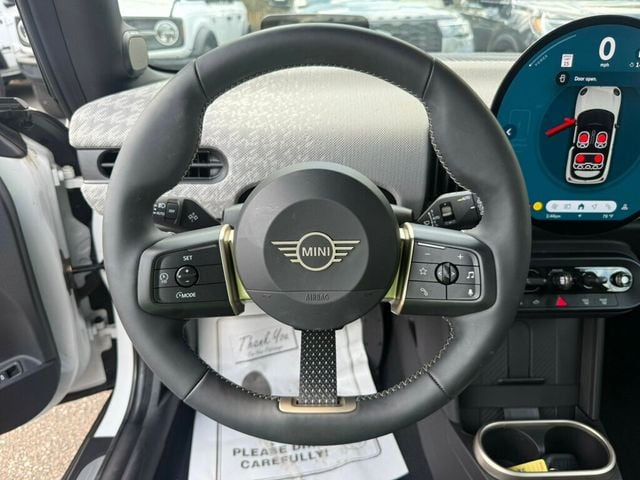 2025 MINI Cooper Hardtop 2 Door Cooper FWD - 22990607 - 4