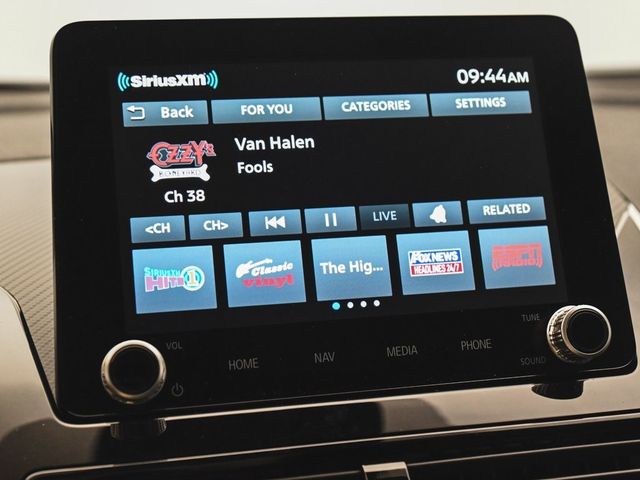 2025 Mitsubishi Eclipse Cross SE - 22875521 - 19