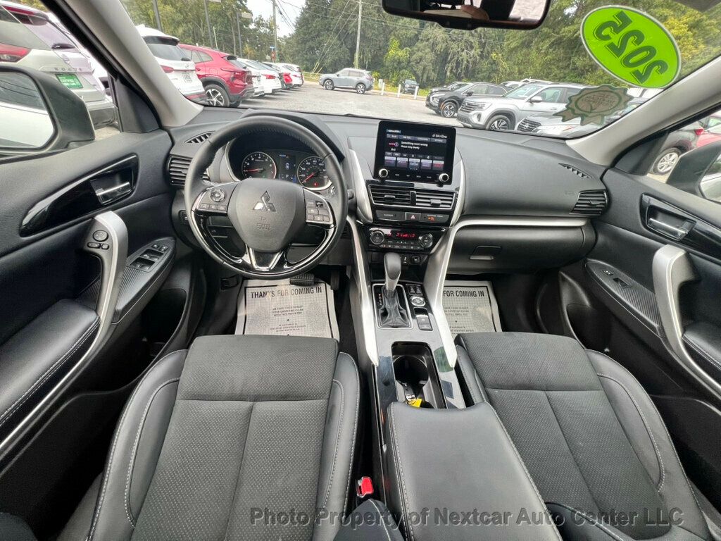2025 Mitsubishi Eclipse Cross SE photo 12