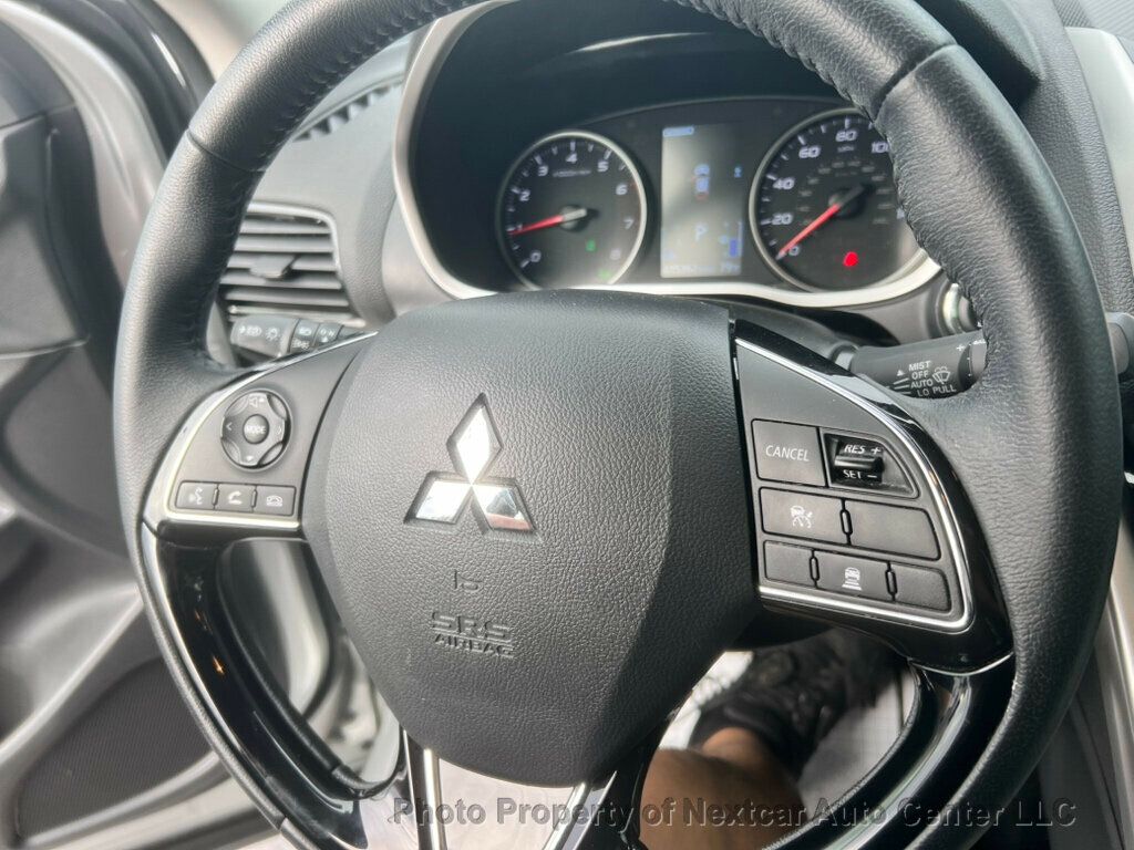 2025 Mitsubishi Eclipse Cross SE photo 15