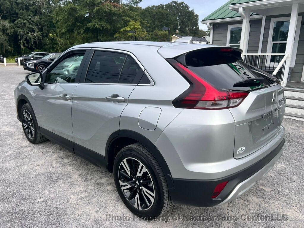 2025 Mitsubishi Eclipse Cross SE photo 3