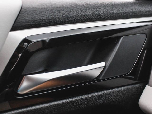 2025 Mitsubishi Outlander SE - 23007334 - 9