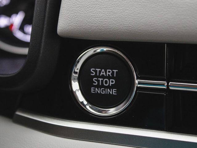 2025 Mitsubishi Outlander SE - 22920414 - 23