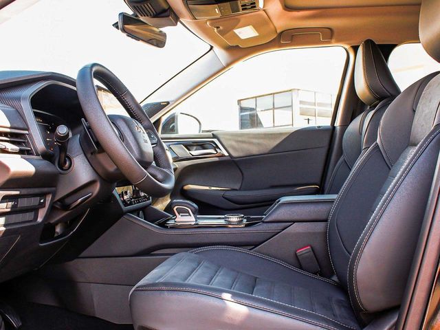 2025 Mitsubishi Outlander SE - 23077673 - 28