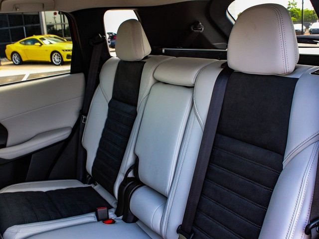 2025 Mitsubishi Outlander SE - 23077768 - 32